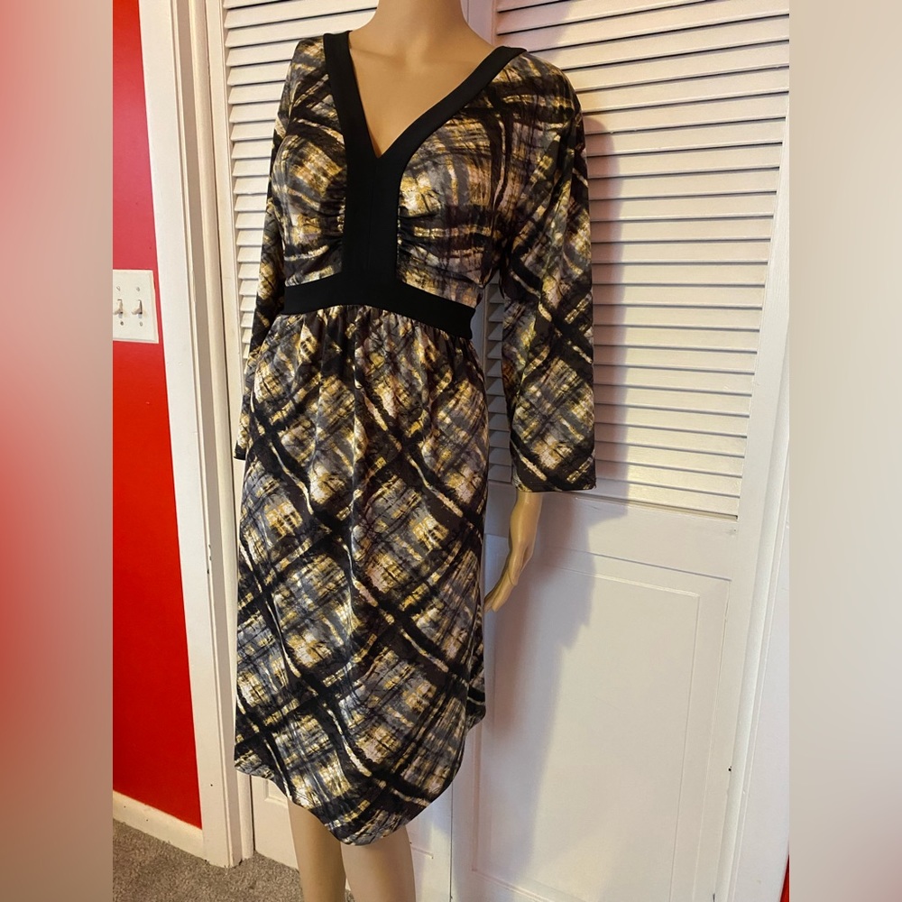 Motherhood Maternity long-sleeved multicolored dress in size large